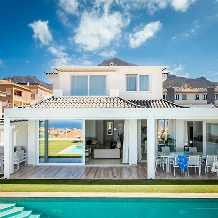 Valentina Ocean View Heated Pool *