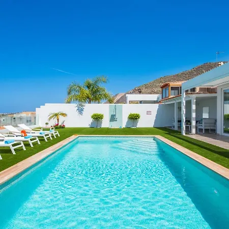 Valentina Ocean View Heated Pool 빌라 *