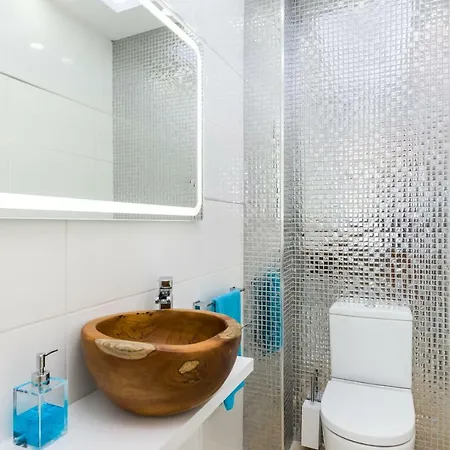 Valentina Ocean View Heated Pool 아데제